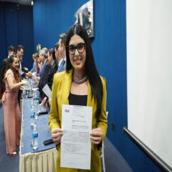 07-05 - Novos advogados e estagiários recebem certidões na OAB-MT - Fotografo: Fernando Rodrigues