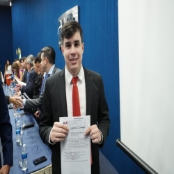 07-05 - Novos advogados e estagiários recebem certidões na OAB-MT - Fotografo: Fernando Rodrigues