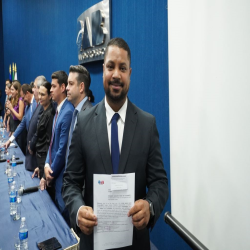 07-05 - Novos advogados e estagiários recebem certidões na OAB-MT - Fotografo: Fernando Rodrigues