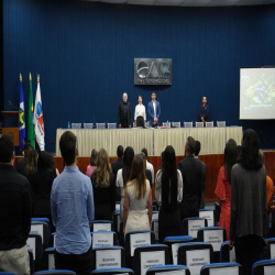 07-05 - Novos advogados e estagiários recebem certidões na OAB-MT - Fotografo: Fernando Rodrigues