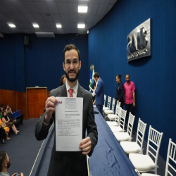 07-05 - Novos advogados e estagiários recebem certidões na OAB-MT - Fotografo: Fernando Rodrigues