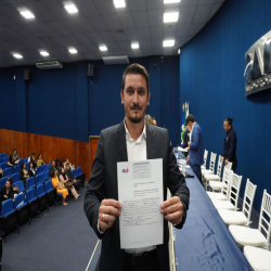 07-05 - Novos advogados e estagiários recebem certidões na OAB-MT - Fotografo: Fernando Rodrigues