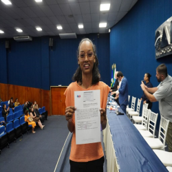 07-05 - Novos advogados e estagiários recebem certidões na OAB-MT - Fotografo: Fernando Rodrigues