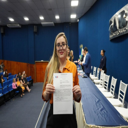 07-05 - Novos advogados e estagiários recebem certidões na OAB-MT - Fotografo: Fernando Rodrigues