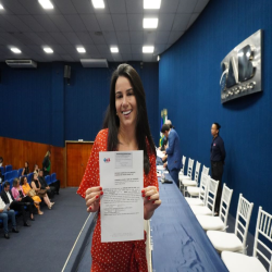 07-05 - Novos advogados e estagiários recebem certidões na OAB-MT - Fotografo: Fernando Rodrigues