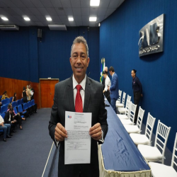 07-05 - Novos advogados e estagiários recebem certidões na OAB-MT - Fotografo: Fernando Rodrigues