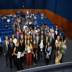 02 - Entrega Certidões Estagiários e Novos Advogados - Fotografo: Fernando Rodrigues